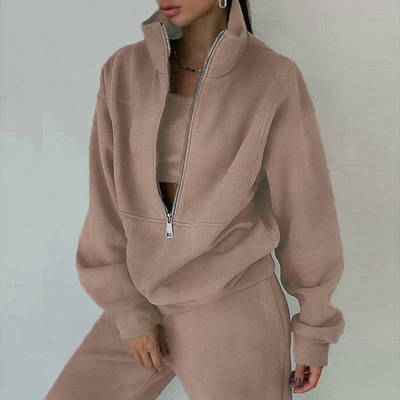 Woman Cozy Zip Lounge Set – Minimalist Two-Piece in Soft Nude