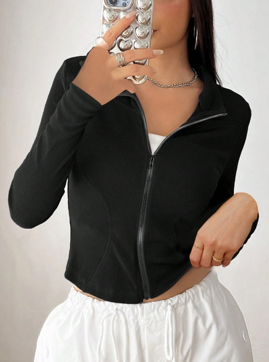 Cropped Zip-Up Track Jacket – Sleek Black Activewear Layer